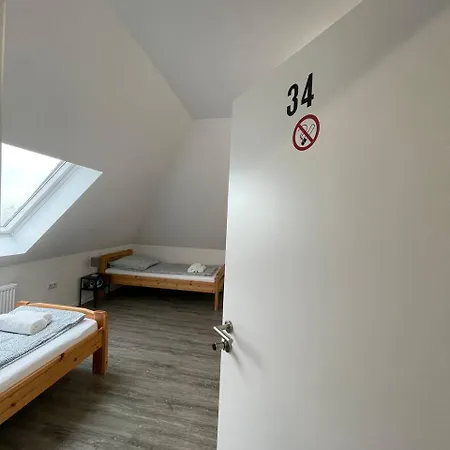 Two-bedroom Private With Parking In アパート *
