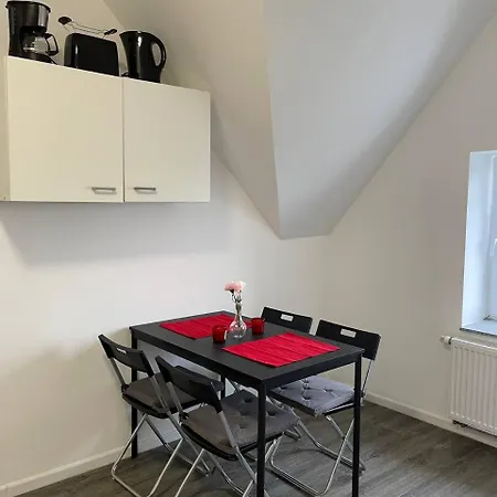 アパート Two-bedroom Private With Parking In