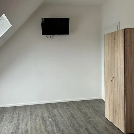 Two-bedroom Private With Parking In ヴェッセリンク