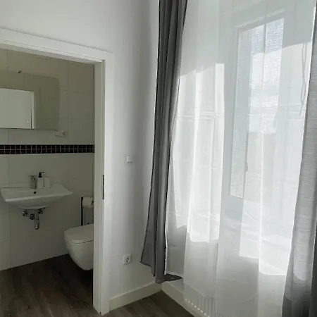 Two-bedroom Private With Parking In