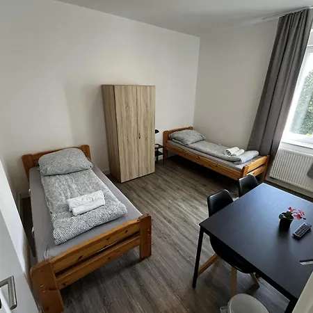 アパート Two-bedroom Private With Parking In