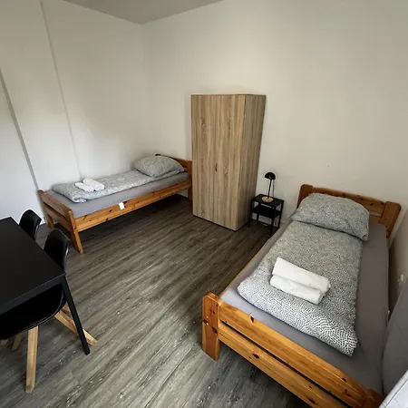 Two-bedroom Private With Parking In * ヴェッセリンク