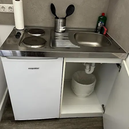 Two-bedroom Private With Parking In ヴェッセリンク