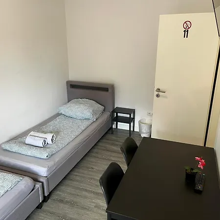 Two-bedroom Private With Parking In アパート *