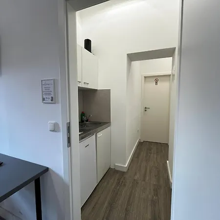 Two-bedroom Private With Parking In *
