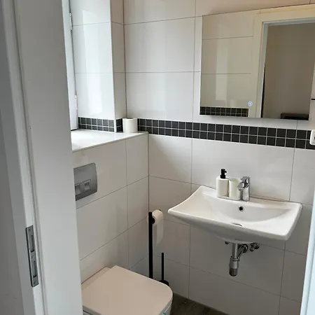 アパート Two-bedroom Private With Parking In