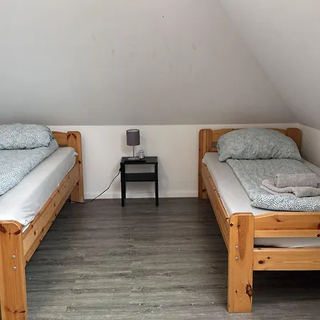 Two-bedroom Private With Parking In *